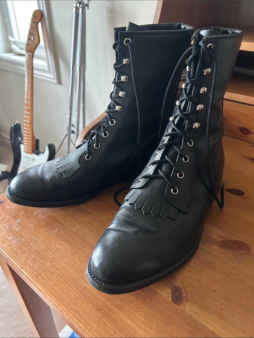 Black leather laced ropers/packer boots with kilties